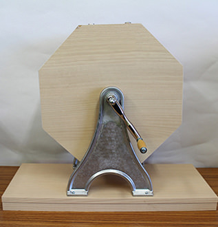 ベニヤ材の抽選機特長